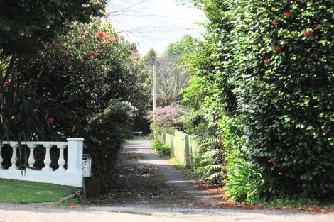 Photo of property in 90b Grand Vue Road, Kawaha Point, Rotorua, 3010