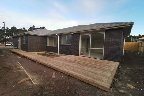 Photo of property in 5 Moemoea Avenue, Kumeu, 0810