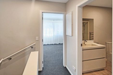 Photo of property in 5 Bathurst Street, Silverstream, Upper Hutt, 5019