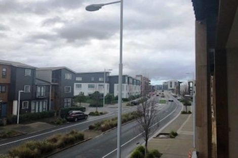 Photo of property in 2/163 Hobsonville Point Road, Hobsonville, Auckland, 0616