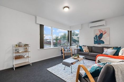 Photo of property in 45 Aarts Avenue, Manurewa, Auckland, 2102