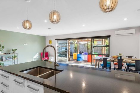 Photo of property in 17 Story Street, Foxton Beach, Foxton, 4815