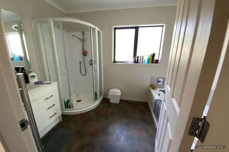 Photo of property in 8 Aratika Grove, Stokes Valley, Lower Hutt, 5019