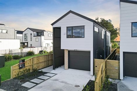 Photo of property in 39 John Gray Street, Papakura, 2110