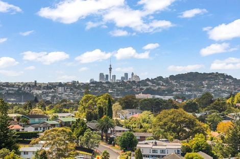Photo of property in 199a Godley Road, Titirangi, Auckland, 0604