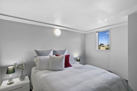 Photo of property in Urbane Apartments, 40/29 Webb Street, Mount Cook, Wellington, 6011