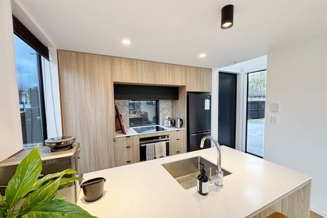 Photo of property in 1/166 Saint Albans Street, St Albans, Christchurch, 8014