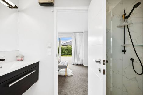 Photo of property in 9 Hosking Drive, Cromwell, 9310