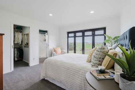 Photo of property in 12 Sunny Dale, Western Heights, Hamilton, 3200