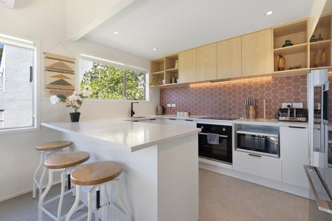 Photo of property in 45 Cochrane Avenue, Arkles Bay, Whangaparaoa, 0932