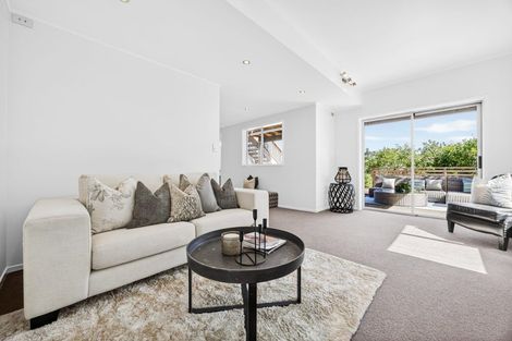 Photo of property in 159 Vipond Road, Stanmore Bay, Whangaparaoa, 0932