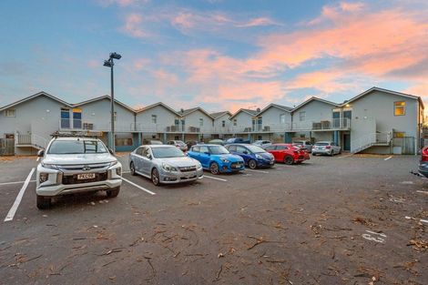 Photo of property in 20/14 Brougham Street, Addington, Christchurch, 8024