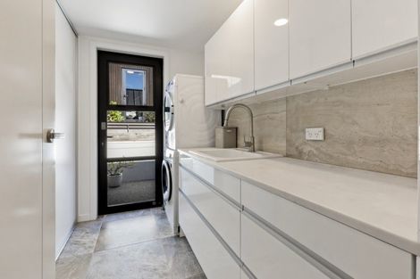 Photo of property in 8 Orford Drive, Jacks Point, Queenstown, 9371