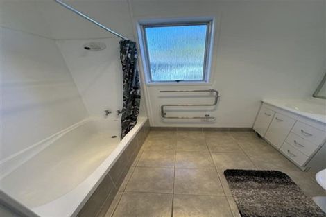 Photo of property in 36 Reelick Avenue, Pakuranga Heights, Auckland, 2010