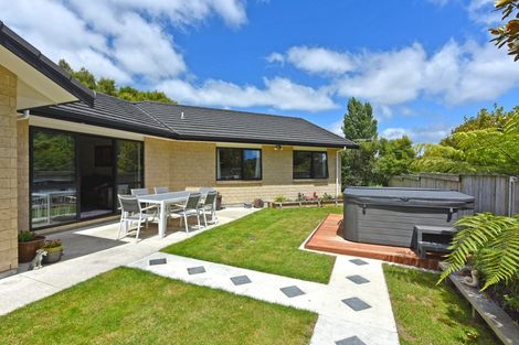 Photo of property in 347a Main Road North, Brown Owl, Upper Hutt, 5018