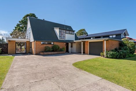Photo of property in 13 Berwick Place, Mount Maunganui, 3116