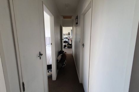 Photo of property in 10 Middlesex Place, Northland, Wellington, 6012