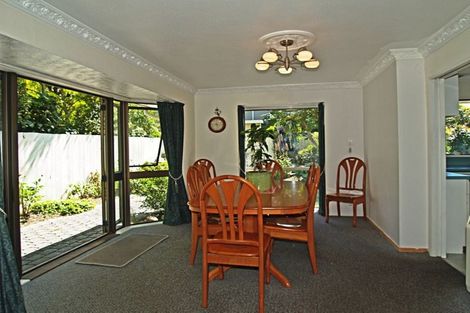 Photo of property in 278 Memorial Avenue, Burnside, Christchurch, 8053