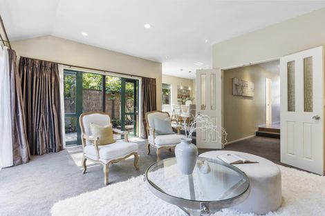 Photo of property in 1/28 Sale Street, Cockle Bay, Auckland, 2014