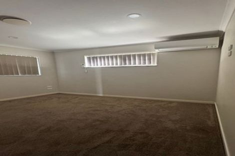 Photo of property in 28 Sidey Avenue, Clover Park, Auckland, 2019