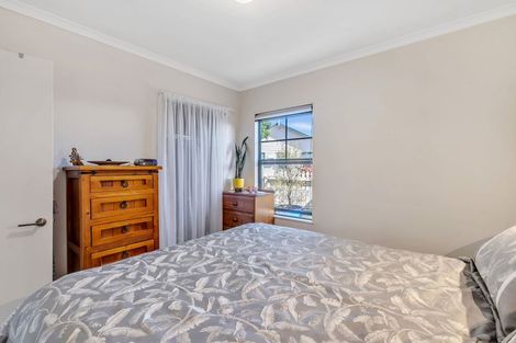 Photo of property in 3/70 Whiteley Street, Moturoa, New Plymouth, 4310