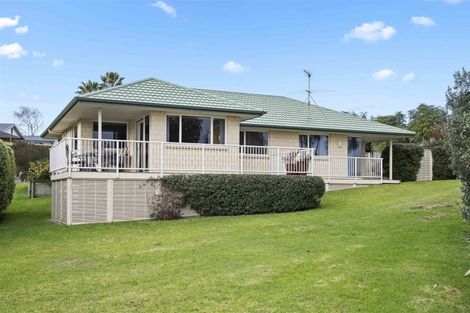 Photo of property in 114g Sandspit Road, Waiuku, 2123
