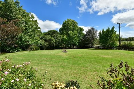 Photo of property in 2059 State Highway 16, Helensville, 0875