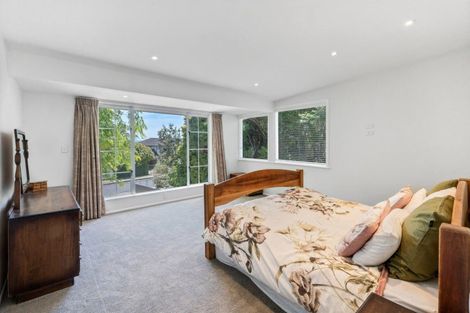Photo of property in 4 Liston Crescent, Cockle Bay, Auckland, 2014