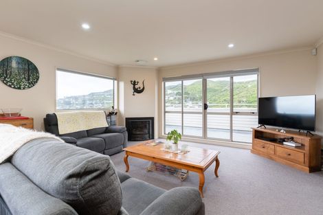 Photo of property in 15 Birch Street, Johnsonville, Wellington, 6037