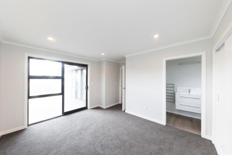 Photo of property in 17 Winchester Street, Levin, 5510