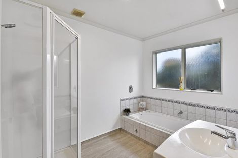 Photo of property in 114d Arawhata Road, Paraparaumu, 5032