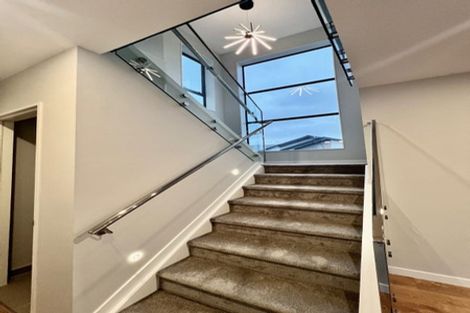 Photo of property in 16 Kiokio Place, Swanson, Auckland, 0614