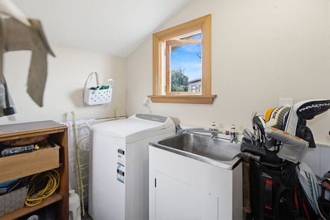 Photo of property in 61 Upper Ure Street, South Hill, Oamaru, 9400