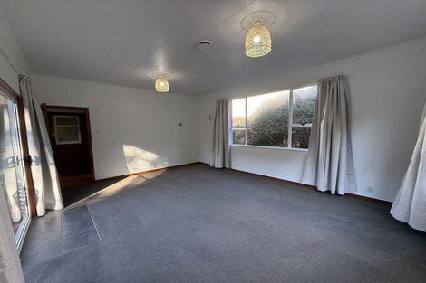 Photo of property in 26 Seaview Terrace, Kew, Dunedin, 9012