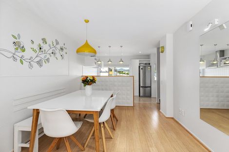 Photo of property in 19/22u Booth Street, Miramar, Wellington, 6022
