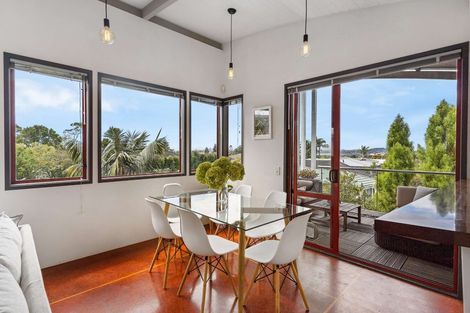 Photo of property in 2a/2 Covil Avenue, Te Atatu South, Auckland, 0610