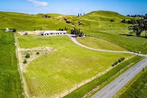 Photo of property in 239 Maharakeke Road, Waipukurau, 4281