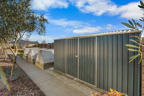 Photo of property in 14 Glenfinnan Place, West Melton, 7618