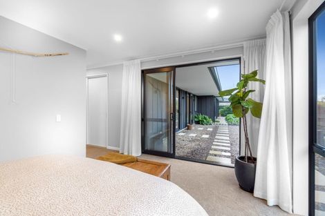 Photo of property in 16 Benjamin Place, Clevedon, Papakura, 2582