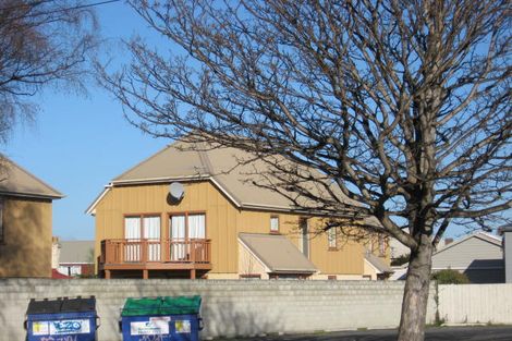Photo of property in 5a-c Brook Street, North Dunedin, Dunedin, 9016