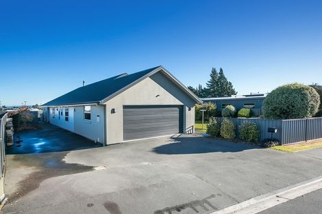 Photo of property in 11 William James Close, Mosgiel, 9024