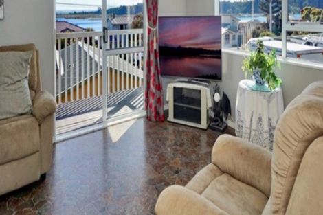 Photo of property in 645 Pukehina Parade, Pukehina, Te Puke, 3189