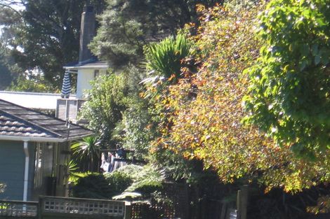 Photo of property in 11 Onedin Place, Titirangi, Auckland, 0604