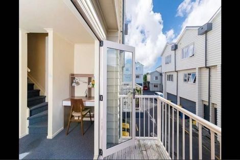 Photo of property in 3/51 Henderson Valley Road, Henderson, Auckland, 0612