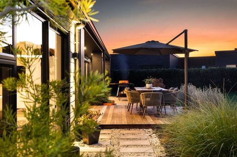 Photo of property in 16 Kaniera Terrace, Cambridge, 3434