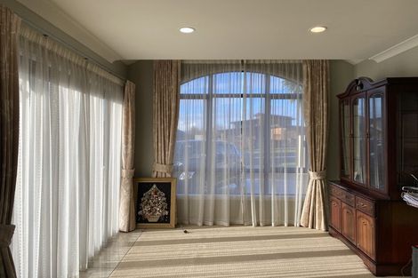 Photo of property in 77 Rototuna Road, Rototuna, Hamilton, 3210