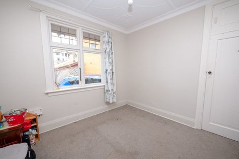 Photo of property in 1 Elm Row, Dunedin Central, Dunedin, 9016