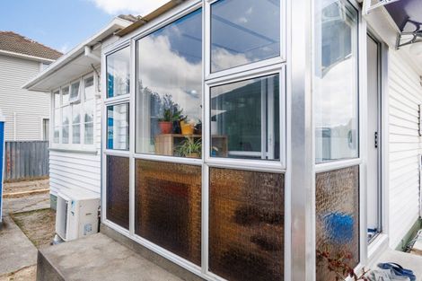 Photo of property in 16 Tyne Street, Roslyn, Palmerston North, 4414