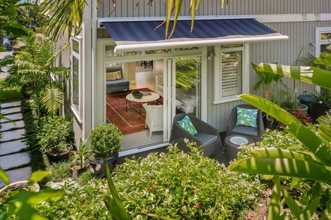 Photo of property in 17 Landmark Terrace, Orewa, 0931
