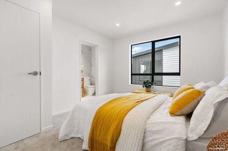 Photo of property in 4c Unsworth Drive, Unsworth Heights, Auckland, 0632